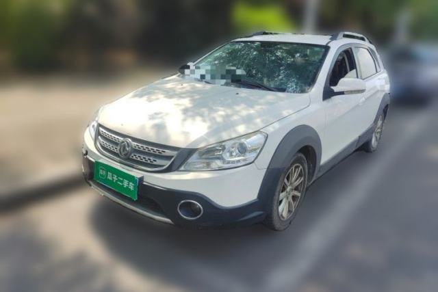 Gebrauchter Dongfeng Aeolus H30 2013 CROSS 1.6L Manual Luxury Model