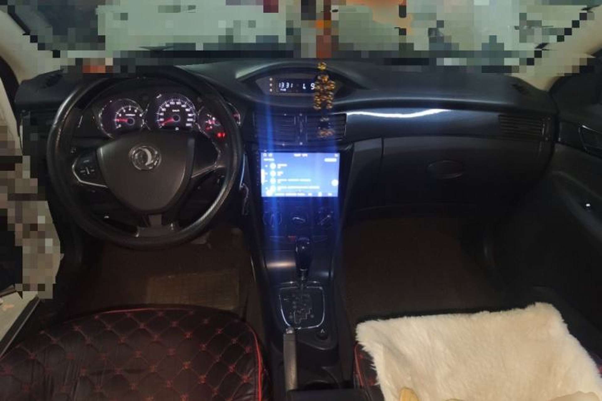 Used Dongfeng Aeolus H30 2013 CROSS 1.5L Automatic Luxury Model Center Console