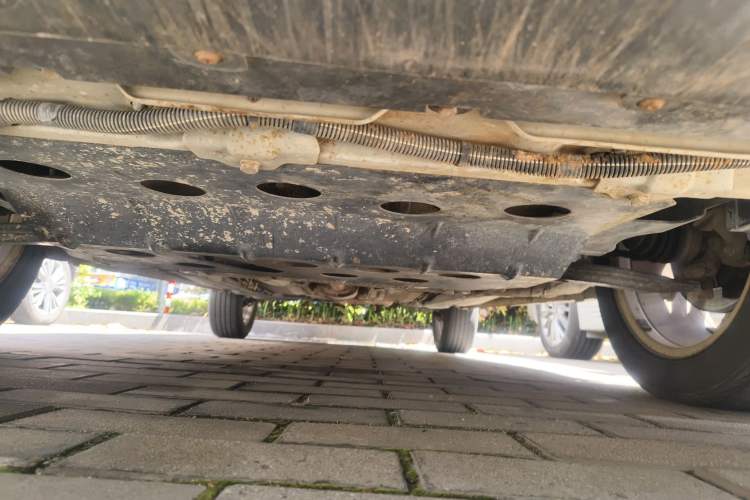 Used Dongfeng Aeolus H30 2013 CROSS 1.6L Manual Zunyi Model Chassis Front