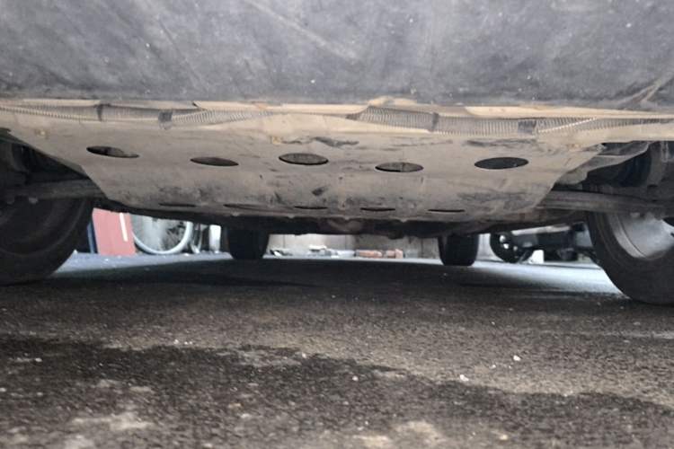 Used Dongfeng Aeolus H30 2013 CROSS 1.5L Automatic Zunyi Model Chassis Front