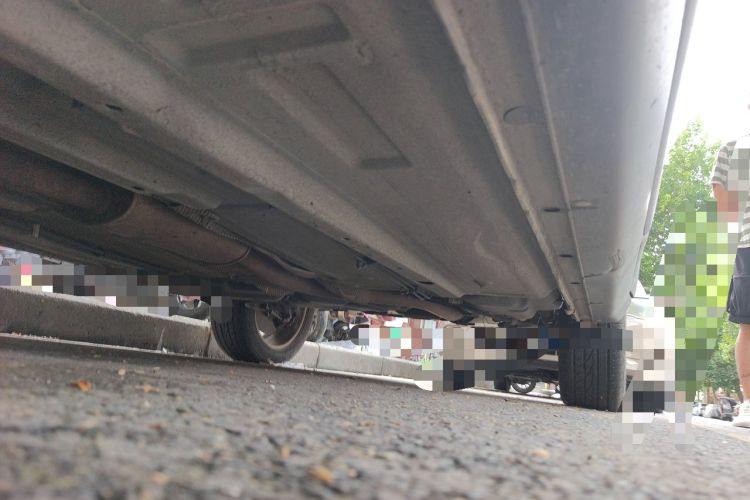 Used Dongfeng Aeolus H30 2013 CROSS 1.6L Manual Luxury Model Chassis Front Left