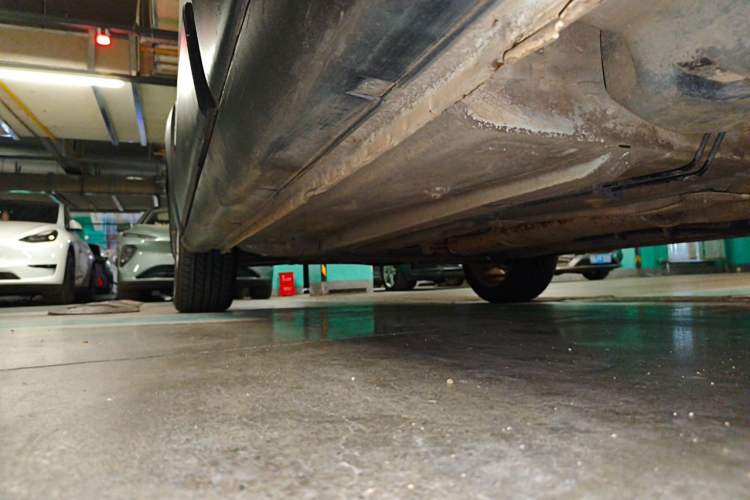 Used Dongfeng Aeolus H30 2013 CROSS 1.5L Automatic Zunyi Model Chassis Rear Left