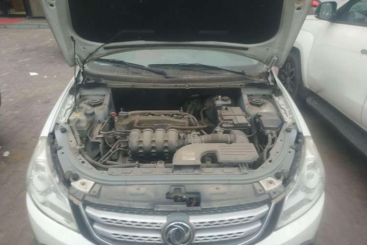 Used Dongfeng Aeolus H30 2013 CROSS 1.5L Automatic Luxury Model Engine Bay