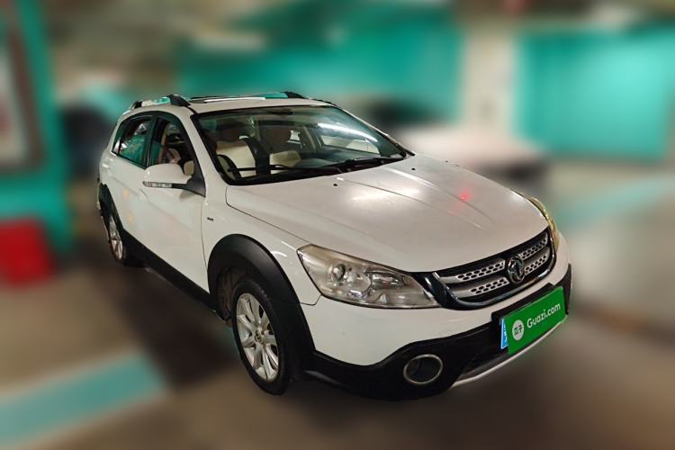 Used Dongfeng Aeolus H30 2013 CROSS 1.5L Automatic Zunyi Model Front Right 45 Deg