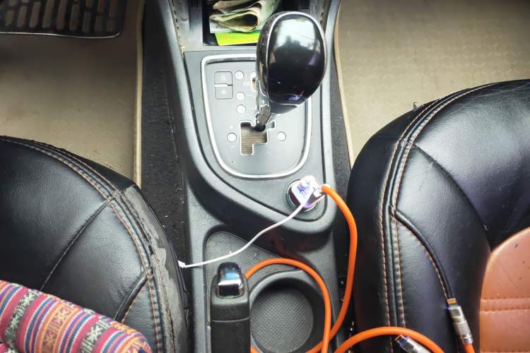 Used Dongfeng Aeolus H30 2013 CROSS 1.5L Automatic Luxury Model Gear Lever