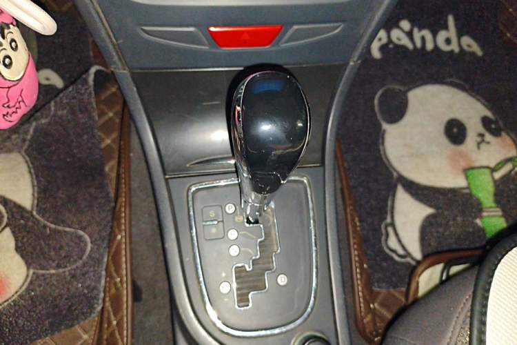 Used Dongfeng Aeolus H30 2013 CROSS 1.5L Automatic Zunyi Model Gear Lever