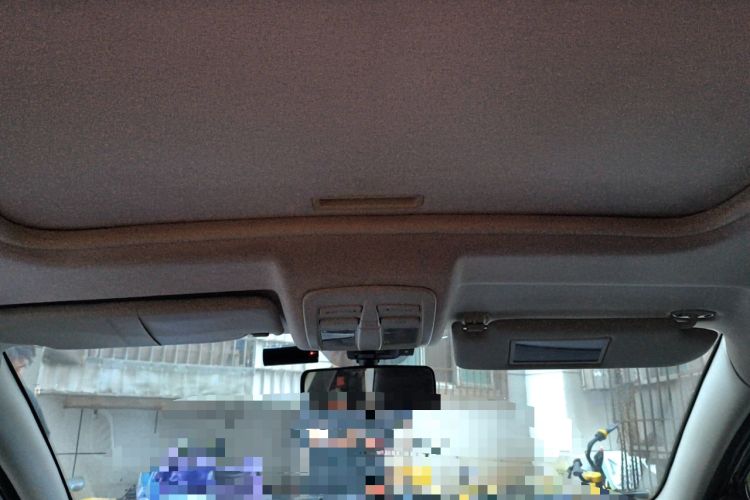 Used Dongfeng Aeolus H30 2013 CROSS 1.5L Automatic Zunyi Model Headliner