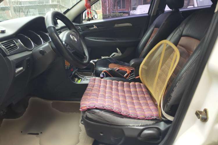 Used Dongfeng Aeolus H30 2013 CROSS 1.5L Automatic Luxury Model Left Front Seat