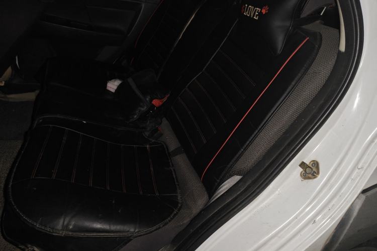Used Dongfeng Aeolus H30 2013 CROSS 1.6L Manual Luxury Model Left Rear Seat