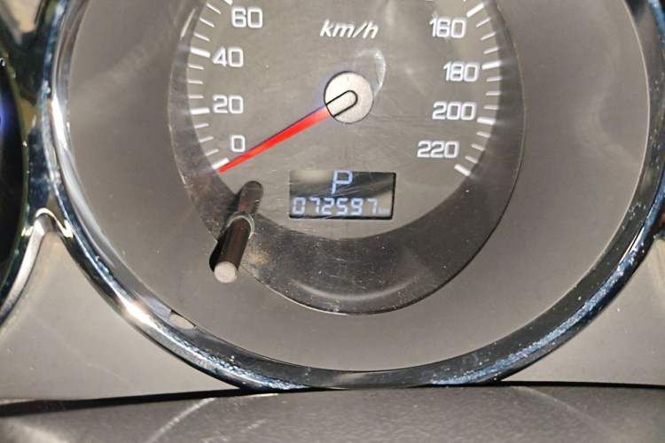 Used Dongfeng Aeolus H30 2013 CROSS 1.5L Automatic Zunyi Model Odometer Close Up