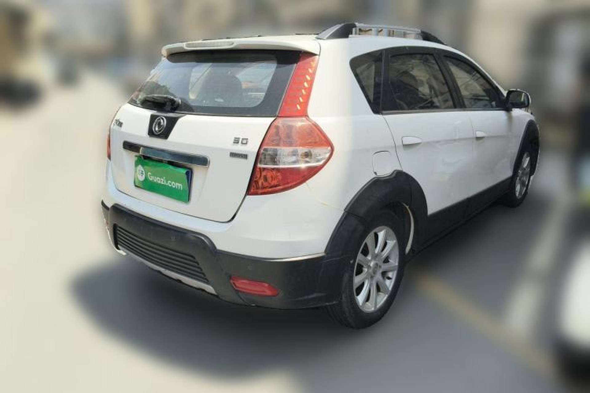 Used Dongfeng Aeolus H30 2013 CROSS 1.6L Manual Luxury Model Rear Right 45 Deg