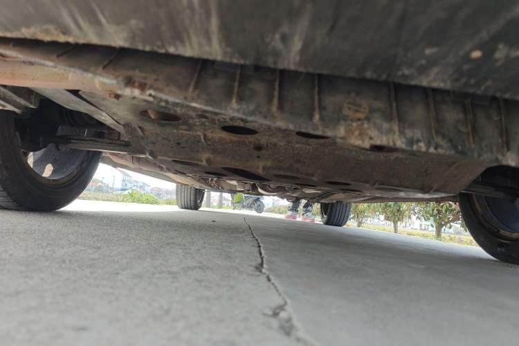 Used Dongfeng Aeolus H30 2013 CROSS 1.5L Manual Zunyi Model Chassis Front