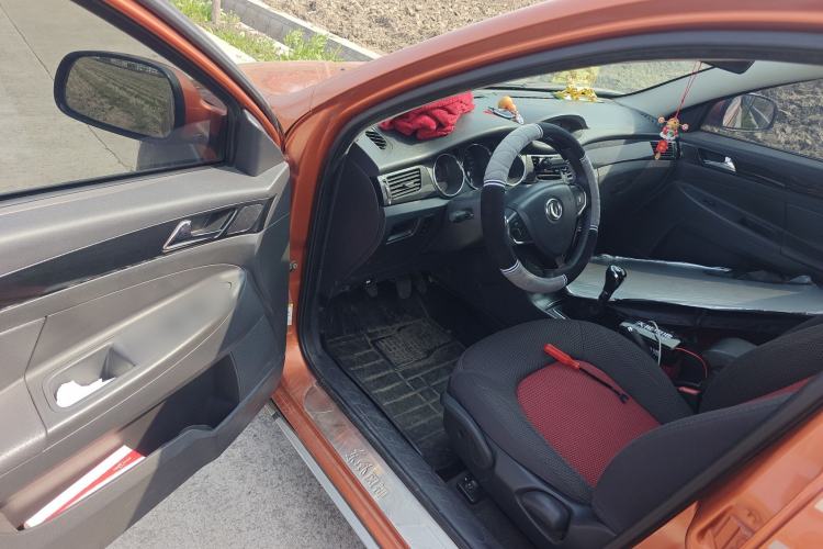 Used Dongfeng Aeolus H30 2013 CROSS 1.5L Manual Zunyi Model Driver Seat