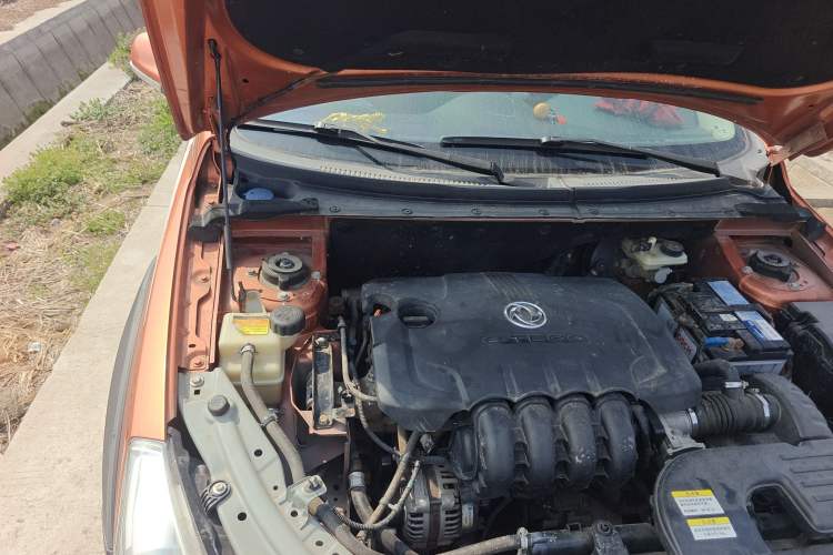 Used Dongfeng Aeolus H30 2013 CROSS 1.5L Manual Zunyi Model Engine Bay Right