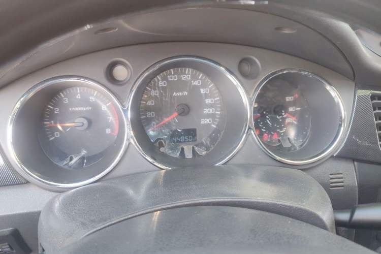 Used Dongfeng Aeolus H30 2013 CROSS 1.6L Manual Luxury Model Instrument Cluster