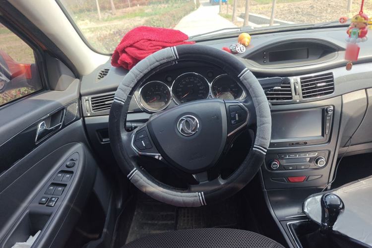 Used Dongfeng Aeolus H30 2013 CROSS 1.5L Manual Zunyi Model Steering Wheel
