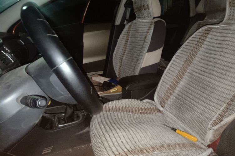 Used Dongfeng Aeolus H30 2014 CROSS 1.5L Manual Smart Drive Gratitude Edition Left Front Seat