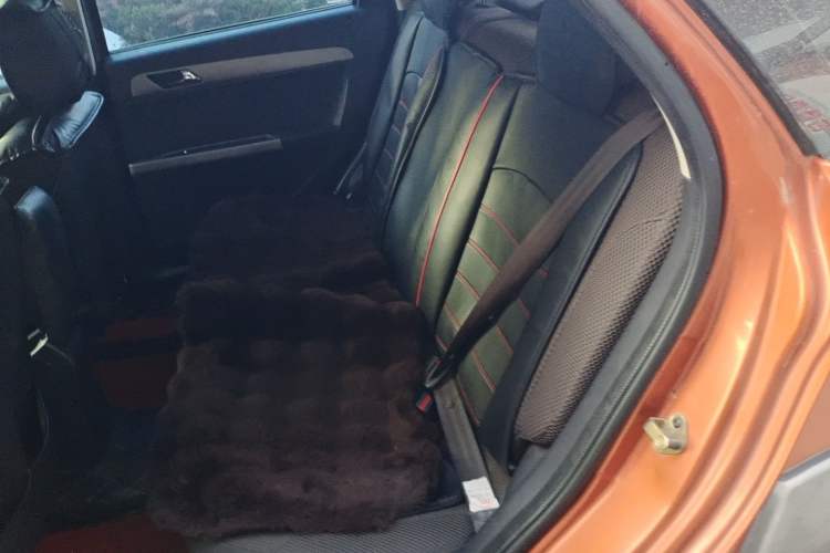 Used Dongfeng Aeolus H30 2014 CROSS 1.5L Manual Gratitude Edition Left Rear Seat
