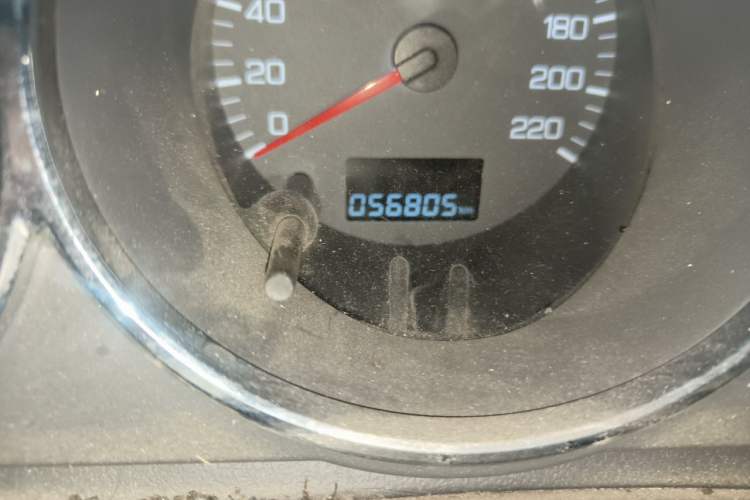 Used Dongfeng Aeolus H30 2014 CROSS 1.5L Manual Smart Drive Gratitude Edition Odometer Close Up