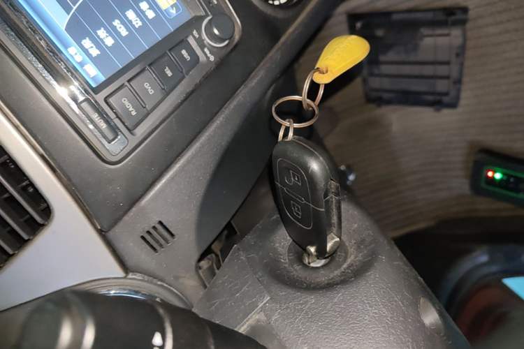Used Dongfeng Aeolus H30 2014 CROSS 1.5L Manual Gratitude Edition Vehicle Key