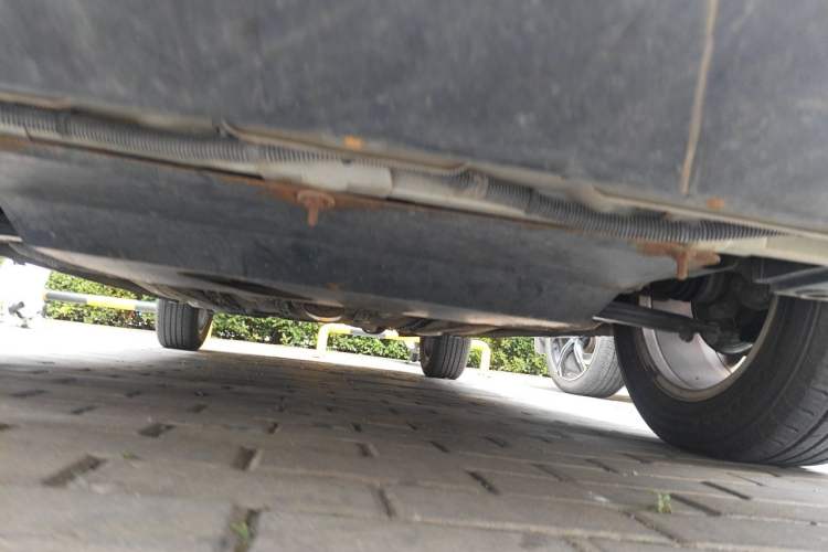 Used Dongfeng Aeolus H30 2014 CROSS 1.5L Automatic Value Edition Chassis Front