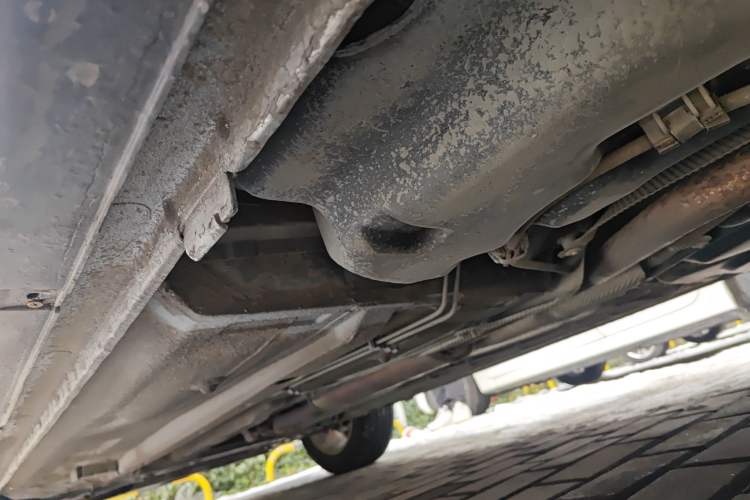 Used Dongfeng Aeolus H30 2014 CROSS 1.5L Automatic Value Edition Chassis Rear Left