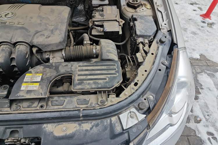 Used Dongfeng Aeolus H30 2014 CROSS 1.5L Automatic Value Edition Engine Bay Left