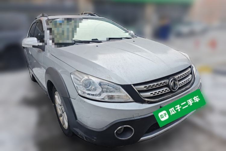 Used Dongfeng Aeolus H30 2014 CROSS 1.5L Automatic Value Edition Front Right 45 Deg
