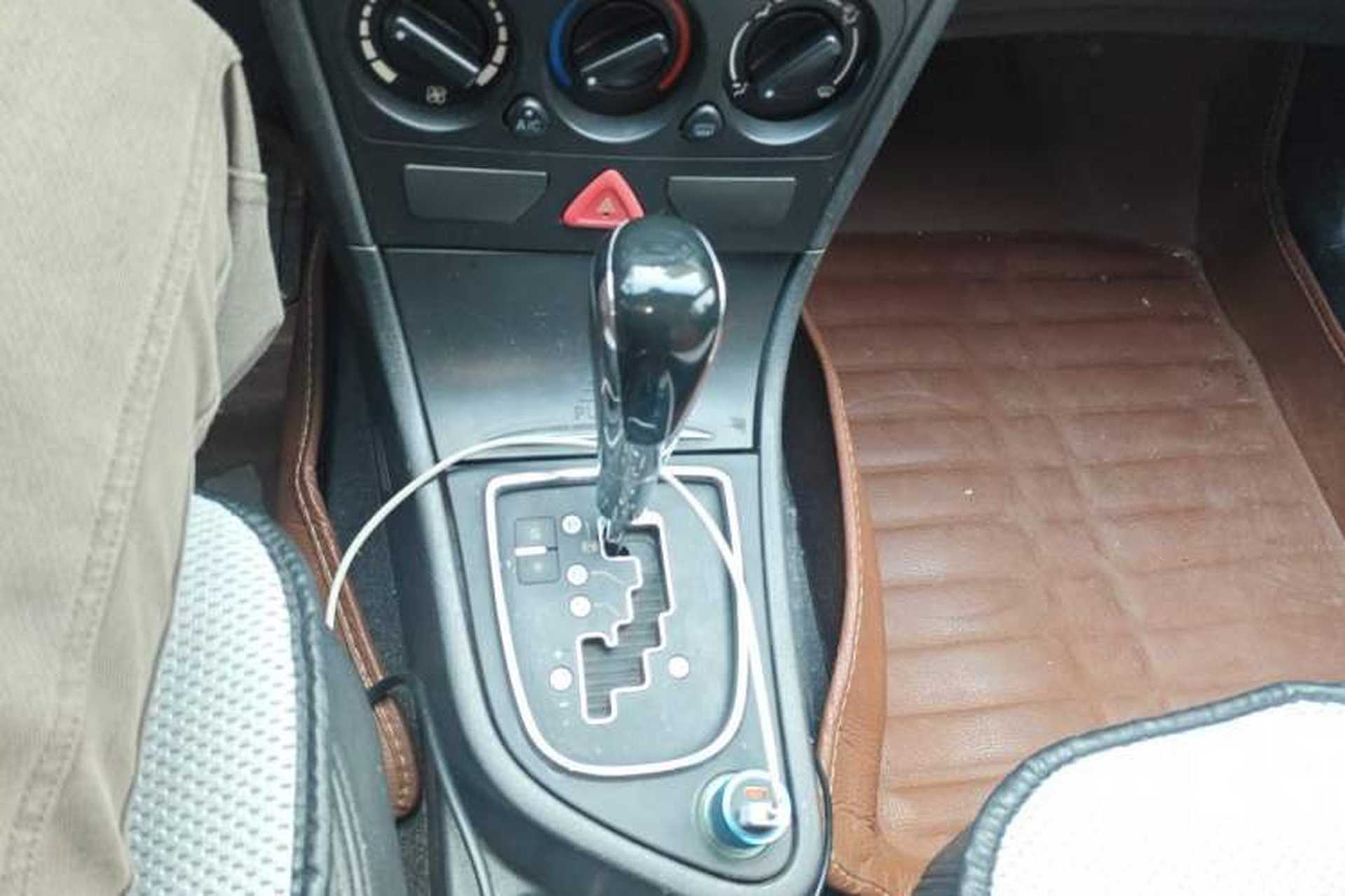 Used Dongfeng Aeolus H30 2014 CROSS 1.5L Automatic Value Edition Gear Lever