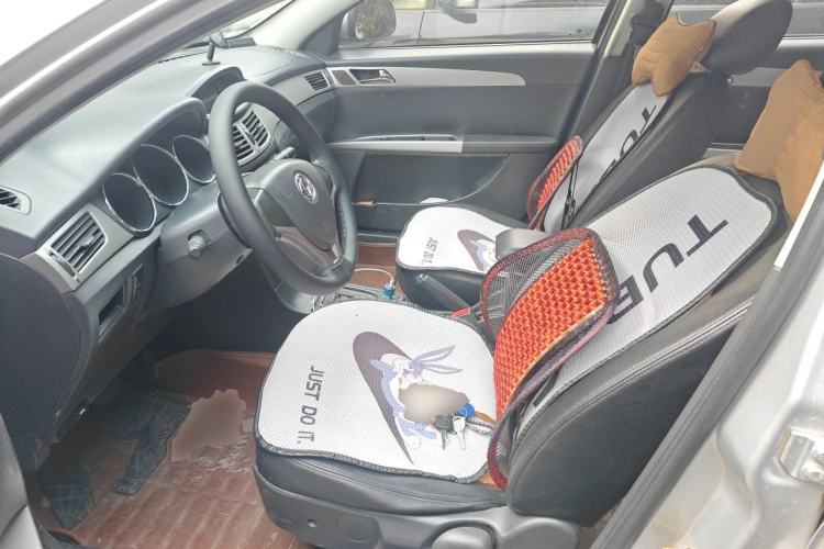 Used Dongfeng Aeolus H30 2014 CROSS 1.5L Automatic Value Edition Left Front Seat