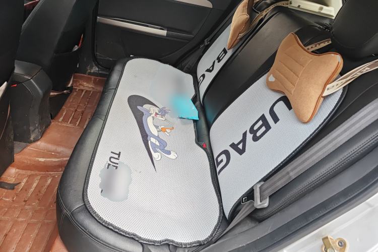 Used Dongfeng Aeolus H30 2014 CROSS 1.5L Automatic Value Edition Left Rear Seat