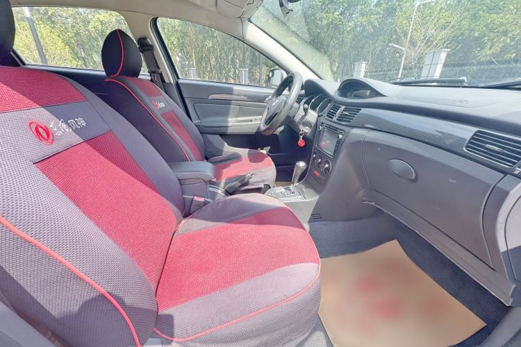 Used Dongfeng Aeolus H30 2014 CROSS 1.5L Automatic Luxury Model Right Front Seat