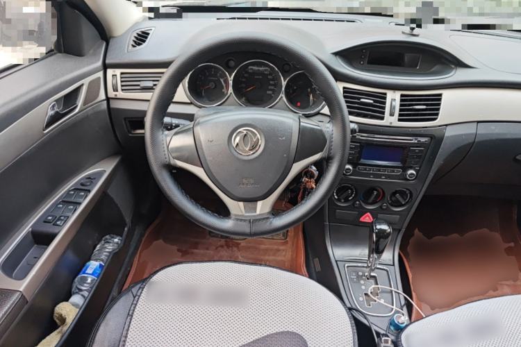 Used Dongfeng Aeolus H30 2014 CROSS 1.5L Automatic Value Edition Steering Wheel
