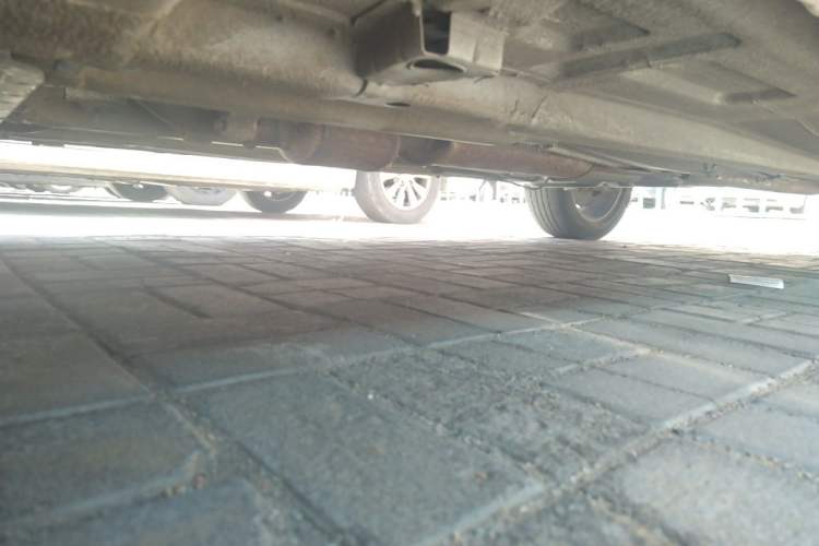 Used Dongfeng Aeolus H30 2014 CROSS 1.5L Manual Smart Drive Gratitude Edition Chassis Front Left