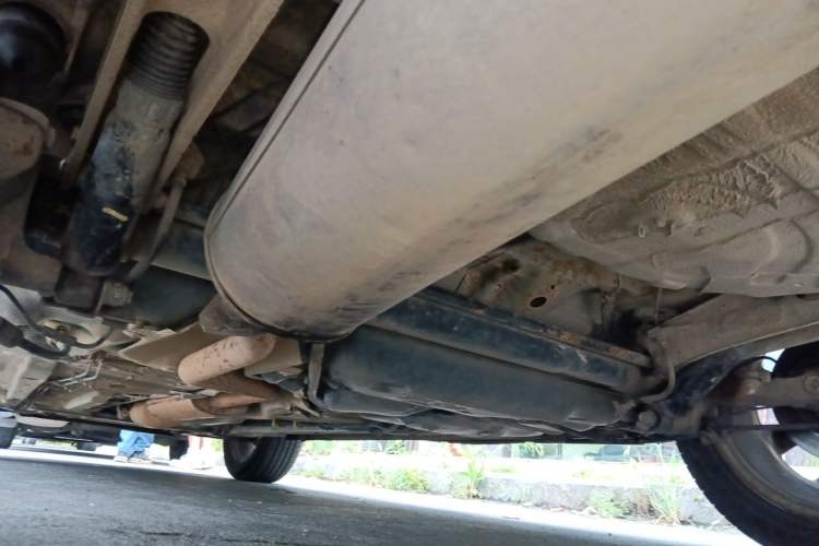 Used Dongfeng Aeolus H30 2014 CROSS 1.5L Manual Gratitude Edition Chassis Rear Left