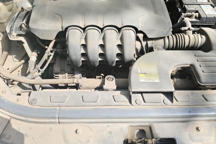 Used Dongfeng Aeolus H30 2014 CROSS 1.5L Manual Gratitude Edition Engine Bay