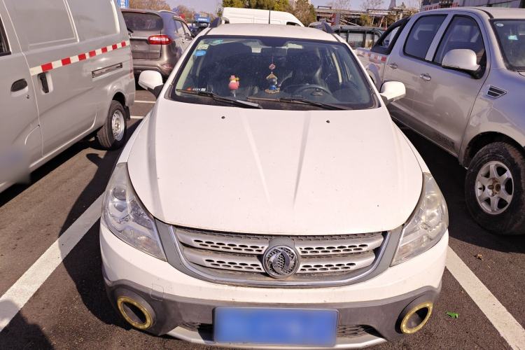 Used Dongfeng Aeolus H30 2014 CROSS 1.5L Manual Gratitude Edition Front