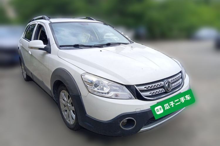 Used Dongfeng Aeolus H30 2014 CROSS 1.5L Manual Gratitude Edition Front Right 45 Deg