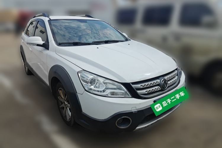 Used Dongfeng Aeolus H30 2014 CROSS 1.5L Automatic Luxury Model Front Right 45 Deg