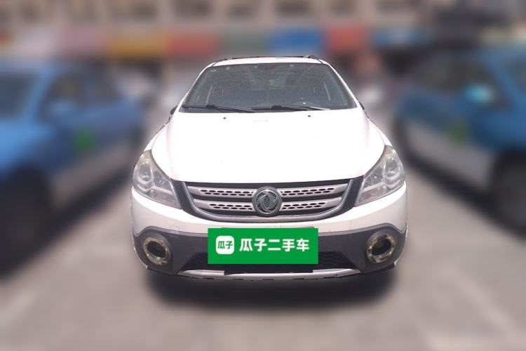 Used Dongfeng Aeolus H30 2014 CROSS 1.5L Manual Smart Drive Gratitude Edition Front