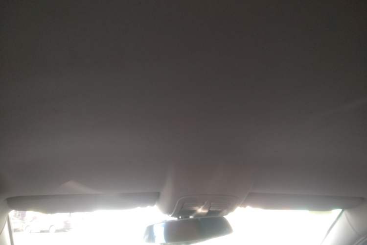 Used Dongfeng Aeolus H30 2014 CROSS 1.5L Manual Smart Drive Gratitude Edition Headliner