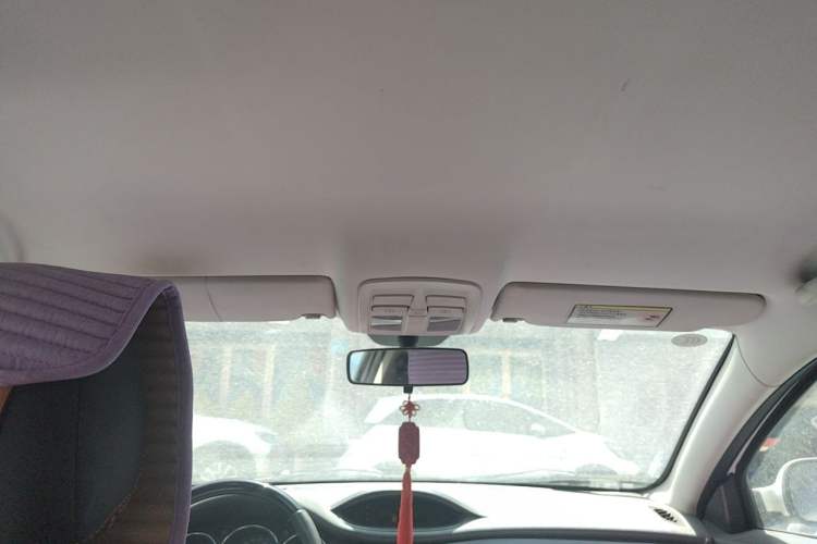 Used Dongfeng Aeolus H30 2014 CROSS 1.5L Manual Smart Drive Gratitude Edition Headliner