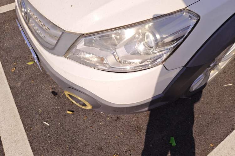 Used Dongfeng Aeolus H30 2014 CROSS 1.5L Manual Gratitude Edition Left Front Headlight