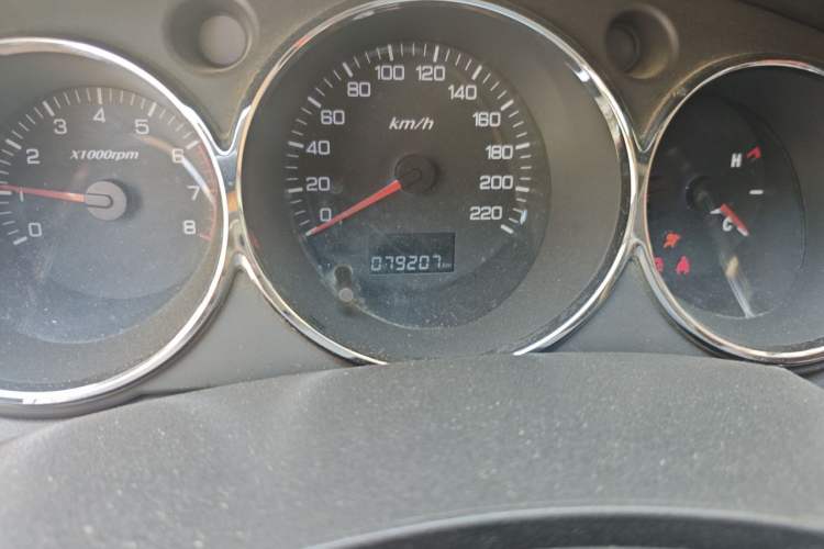 Used Dongfeng Aeolus H30 2014 CROSS 1.5L Manual Smart Drive Gratitude Edition Odometer Close Up