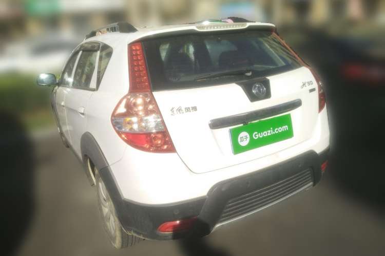 Used Dongfeng Aeolus H30 2014 CROSS 1.5L Manual Smart Drive Gratitude Edition Rear Left 45 Deg