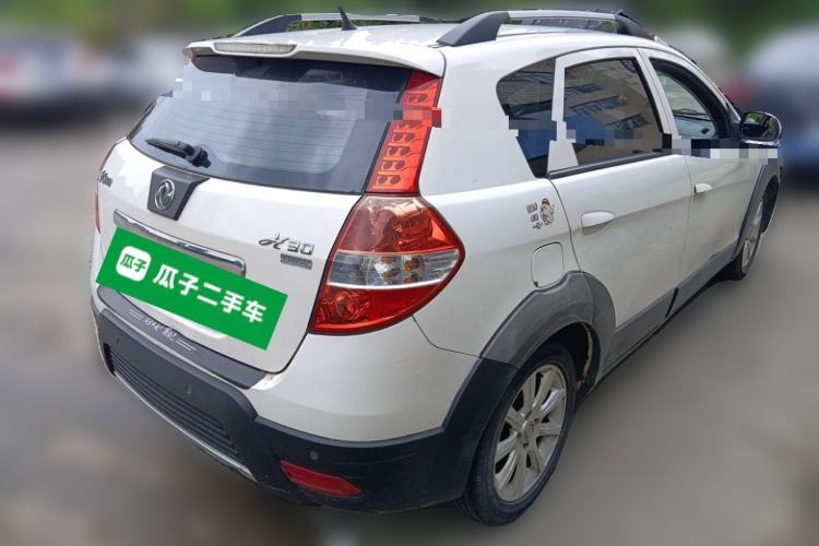 Used Dongfeng Aeolus H30 2014 CROSS 1.5L Manual Gratitude Edition Rear Right 45 Deg