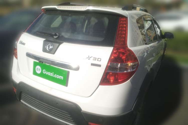 Used Dongfeng Aeolus H30 2014 CROSS 1.5L Manual Smart Drive Gratitude Edition Rear Right 45 Deg