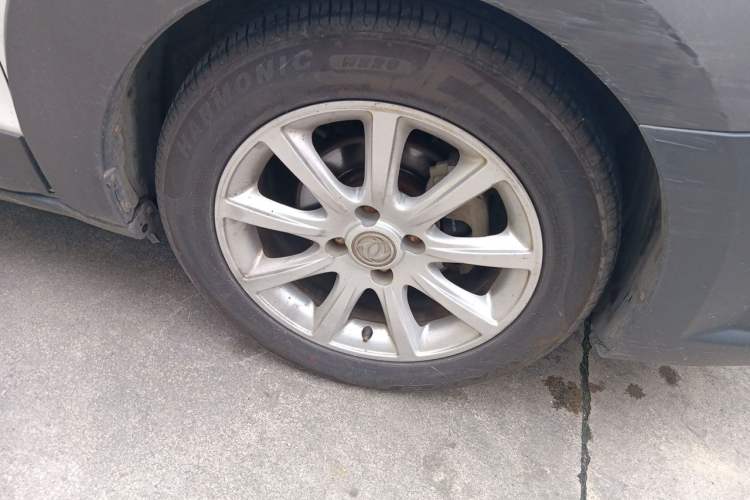 Used Dongfeng Aeolus H30 2014 CROSS 1.5L Manual Gratitude Edition Right Front Wheel Hub
