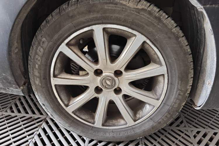 Used Dongfeng Aeolus H30 2014 CROSS 1.5L Automatic Zunyi Model Right Front Wheel Hub