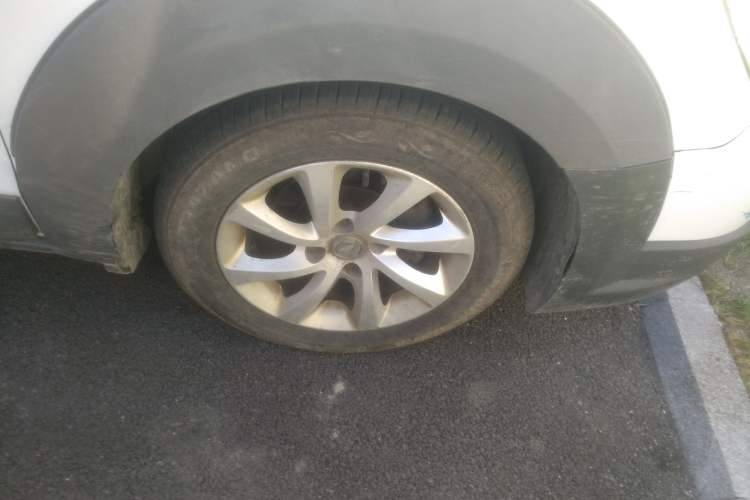 Used Dongfeng Aeolus H30 2014 CROSS 1.5L Manual Smart Drive Gratitude Edition Right Front Wheel Hub